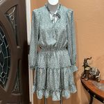 Vine & Love  green patterned dress Photo 2