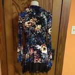 cupio cowl neck floral n lace tunic Photo 8