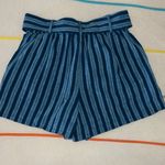 Loft  Beach Size XS Belted Linen Blend Shorts Photo 5