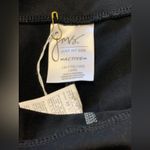 Just My Size  Women's Black Capri Leggings.  Size-1X Photo 3