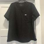 Figs Scrub Shirt Women’s XXL Black Top Catrina Single Pocket Comfort Polyester Photo 0
