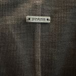 prAna  workout top with built in bra size Large Photo 2