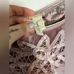 Buckle Gimmicks Collection Mauve Mesh Paisley CrissCross Long Sleeve Size Large Photo 11