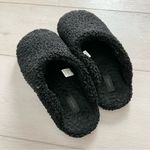  Teddy Slipper in Onyx Black Women’s Size 9 | Skims Teddy Slippers Photo 1