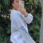 Urban Outfitters UO cozy white island time Crewneck sweatshirt size M / unisex  Photo 1