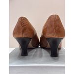 Talbots  Brown Lizard Print Leather Pointed Toe Kitten Heel Pumps 5.5M VTG office Photo 4