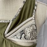 English Rose Green and snake print L tank Photo 1