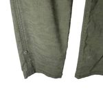 Eddie Bauer  Size 6 Camo Cropped Cargo Outdoor Pants‎ Photo 1