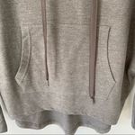 Tahari  NWTs Light Gray Stretchy Soft Hoodie Sweatshirt small Photo 2