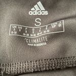 Adidas  Black and Grey Patterned Cropped Leggings S Photo 8