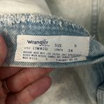 Wrangler  Light Wash Cowboy Cut Jean Juniors Size 9 Photo 4