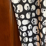 Onzie  SKULL CAPRI LEGGINGS S/M Photo 0