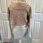 Fantastic Fawn Medium Neutral Sherpa Quarter Zip Pullover Photo 7