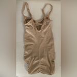 SKIMS NWOT  Briefs Bodysuit Seamless Sculpting Clay Color Size S/M Photo 2