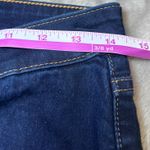 Levis 725 High Rise Bootcut Jeans Womens 28 Blue Dark Wash Denim Classic Modern Size 28W Photo 10