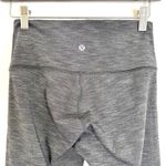 Lululemon  Wunder Under Hi-Rise 7/8 Tight Heathered Grey‎ Size 6 Photo 3