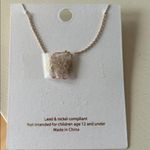 NWT Gold chain B letter necklace Photo 1