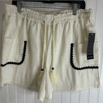 Deja Bleu women Elegant High Waist Cream Shorts with Black Accents Size XL Photo 0