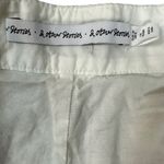 & Other Stories & Other Stories Shell Embroidered White Shorts Size 6 Beach Coastal Cotton Lined Photo 9