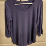 Tahari  lavender top. Size PS   25” long and 16. “ pit‎ to pit. Photo 0