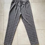 draper's & damon's Women’s MP Medium Petite Grey Plaid Elastic Waist Knit Pants. Photo 5