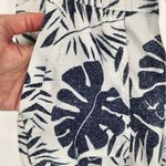 Nautica  Blue & White Tropical Leaf Print Linen Blend Shorts Women’s Size Medium Photo 6