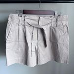 Michael Kors High Waist Relaxed Fit Cotton Shorts SZ 6 Cream-Tan Shorts Photo 0