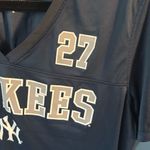 Campus Lifestyle MLB New York Yankees V-Neck T-Shirt | Size XL Photo 1