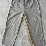 Levi Strauss & CO. Levi Strauss Khaki Tan Cotton/Spandex Cuffed Capri Cropped Pants Size 18 Photo 0