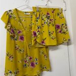 DR2 Yellow Floral Blouse with Purple Accents Size M Photo 1