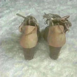 Qupid  tan faux suede,‎ peep toe, block heel woman’s size 7.5 Photo 3