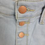 Universal Threads Universal Thread Denim Shorts Sz 6 Light Blue High Rise Midi Button Fly Fray Hem Photo 3