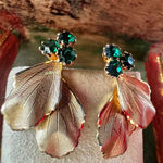 Vintage Gold Leaf & Emerald Green Rhinestone Clip Photo 3