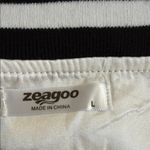 Zeagoo  White and Black Bomber Jacket Photo 6