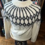Banana Republic Icelandic alpaca blend cream gray XS sweater Photo 1