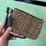 Coach Wristlet Coin Purse Photo 0