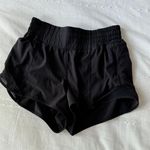 Lululemon Hotty Hot Short High-Rise 2.5” Photo 0