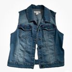 Artisan NY Women's Blue Denim Collared Button Up Vest Size L Photo 0