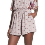 ASTR  Lavender and Pink Floral Top Photo 0