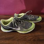 Nike Training Flex TR 6 Women’s Athletic Shoes Size 6 Grey/Green Photo 3