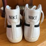 Nike Blazer Mid '77 - lightly used size 6.5 Photo 2