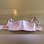 SKIMS  wireless form strapless bra baby pink size 36DDD NWT Photo 6