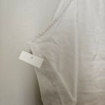 BP Tank Top Cropped White Lightweight Neutral Casual Trendy Vacation V-neck Photo 4