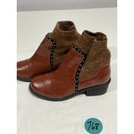 Bella Marie Woman’s Size 10 Brown Block Heel Sock Pull On Ankle Boot Photo 2