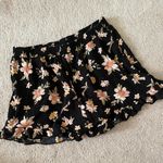 American Eagle  Floral Ruffle Shorts  Photo 0