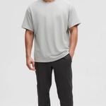 Lululemon NWT Men’s License to Train Jogger Regular Size M Color Graphite Grey Photo 1