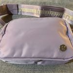 Lululemon Everywhere Belt Bag Lavender 1L Photo 0