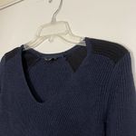 Theory  navy silk ribbed vneck knit sweater Size Small Photo 2