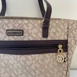 Tommy Hilfiger EUC women’s brown tan gold hardware zip shoulder tote bag purse Photo 1