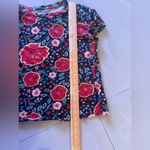 FOR THE REPUBLIC short-sleeved t-shirt with an all-over floral print. The shirt features Photo 3